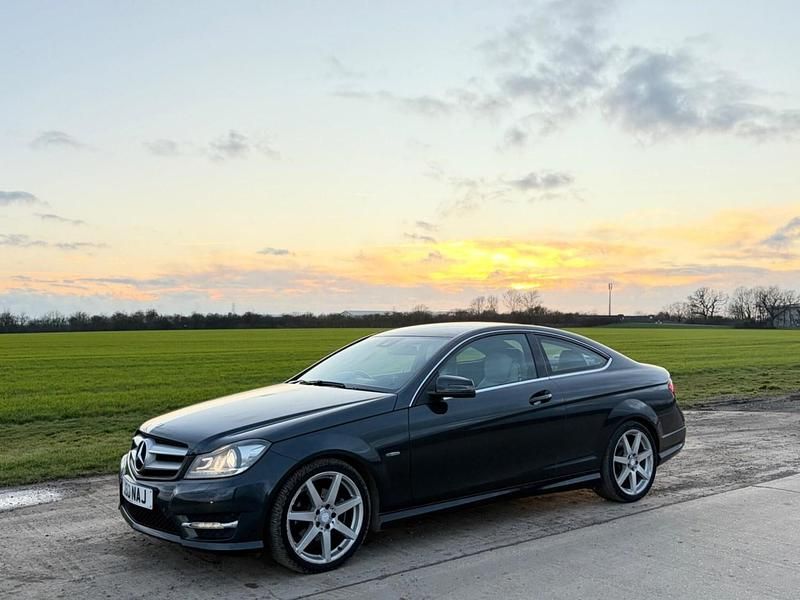 Used Mercedes C180 Sport Edition 156 HP (114 kW) 2011 Black Coupe