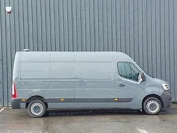 Used Renault Master Business 2023 Grey MPV