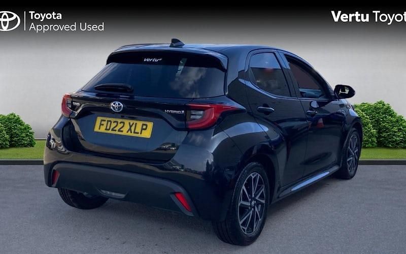 Used Toyota Yaris Hybrid Design 116 HP (85 kW) 2026 Hatchback