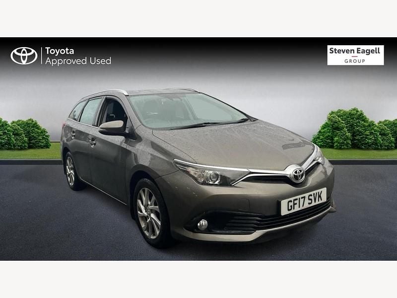 Bronze Used 2017 Toyota Auris Estate | £8,791 (A bit pricey) - Image 1/3