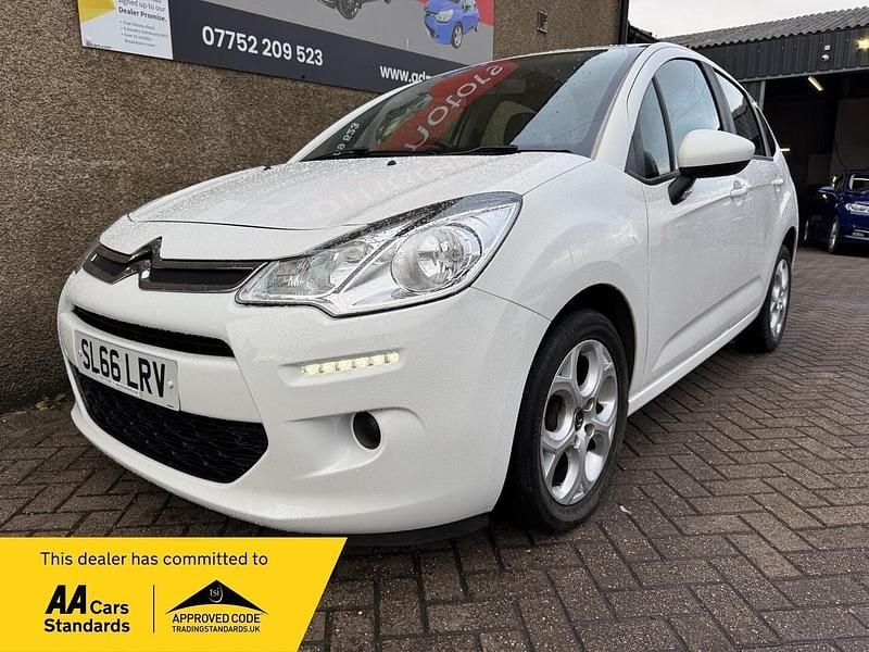 White Used 2016 Citroën C3 PureTech Hatchback | £2,895 (Super price) - Image 1/4