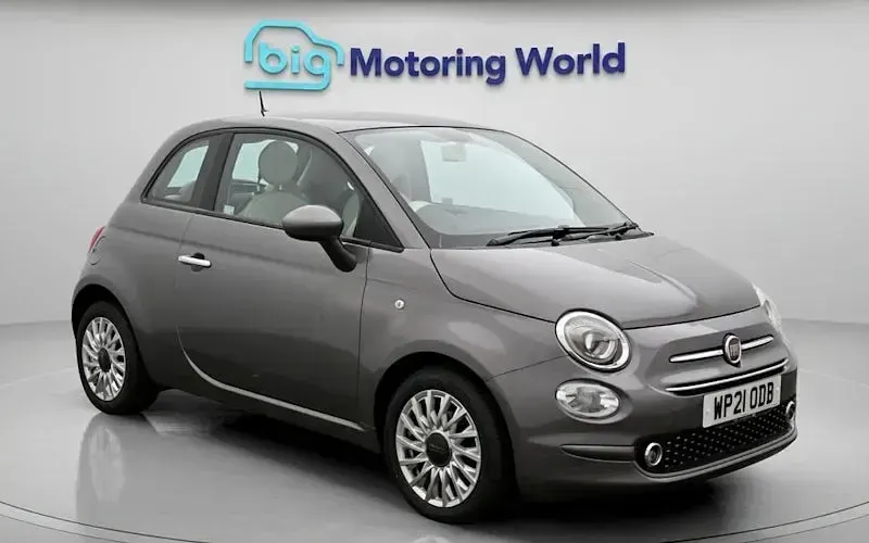 Used Fiat 500 Lounge 69 HP (50 kW) 2021 Hatchback