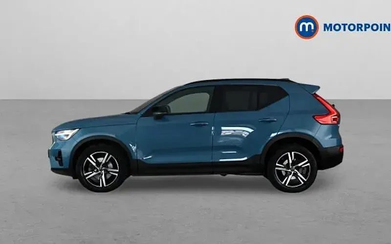 Used Volvo XC40 Plus 163 HP (119 kW) 2026 SUV