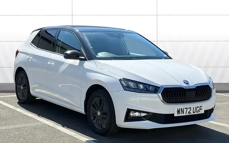 Gebraucht Skoda Fabia Colour Edition 95 PS (69 kW) 2024 Kleinwagen