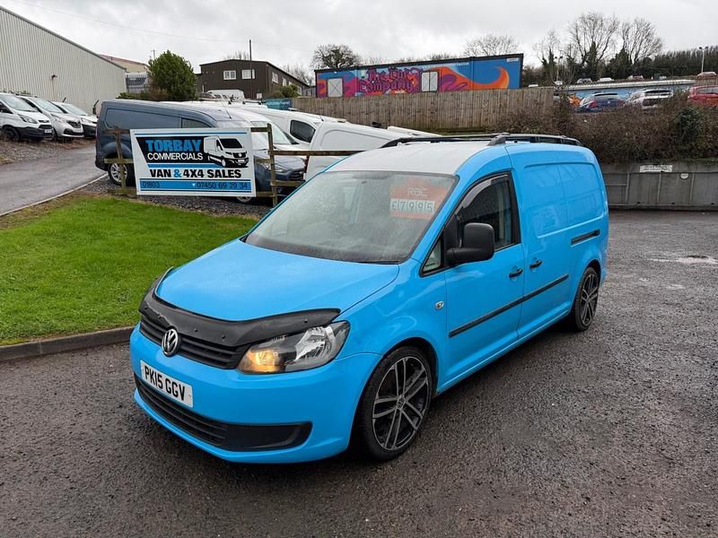 Blue Used 2015 VW Caddy Startline MPV | £7,995 (Expensive) - Image 1/4