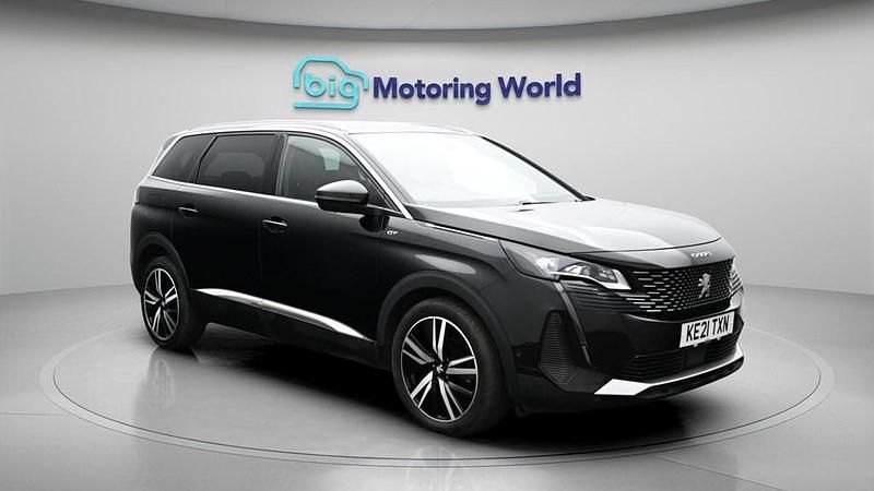 Used Peugeot 5008 Premium 130 HP (95 kW) 2021 Black SUV