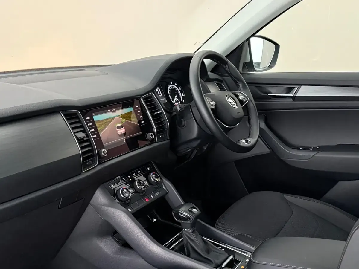 Used Skoda Kodiaq SE 150 HP (110 kW) 2021 Silver SUV
