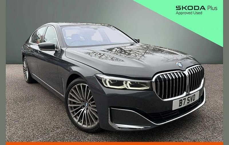 Used BMW 750 Comfort Edition 523 HP (384 kW) 2019 Grey Sedan