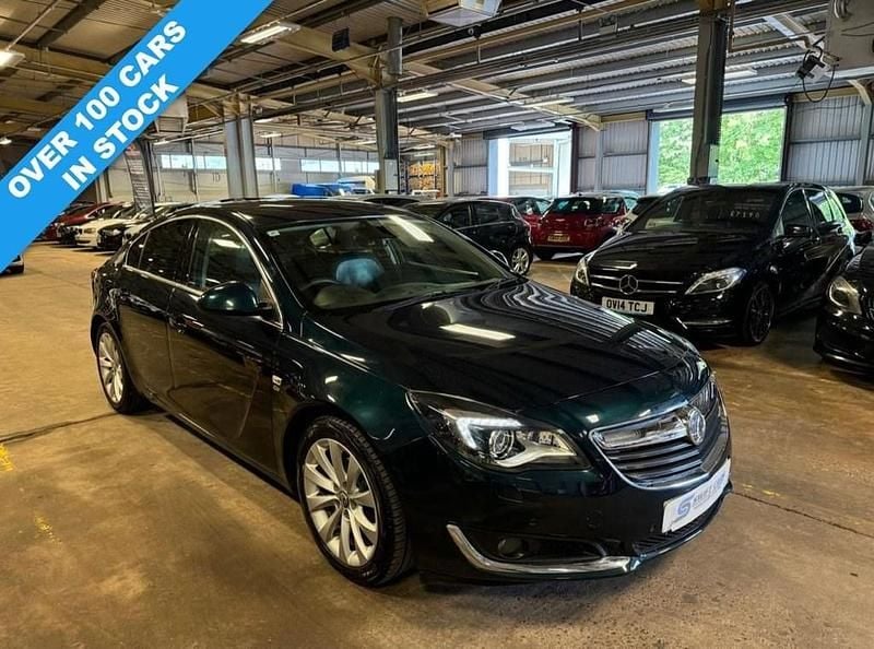 Green Used 2016 Vauxhall Insignia Elite Hatchback | £5,490 (Fair price) - Image 1/4