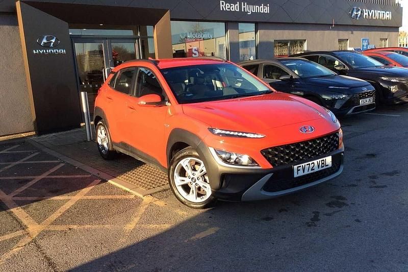 Red Used 2022 Hyundai Kona SE SUV | £12,489 (Fair price) - Image 1/4