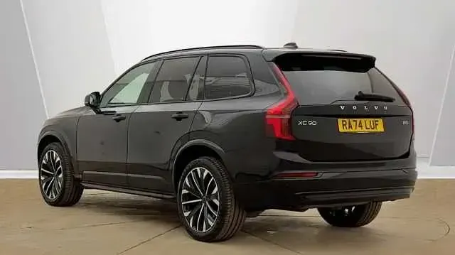 Used Volvo XC90 Plus 455 HP (334 kW) 2025 Black SUV