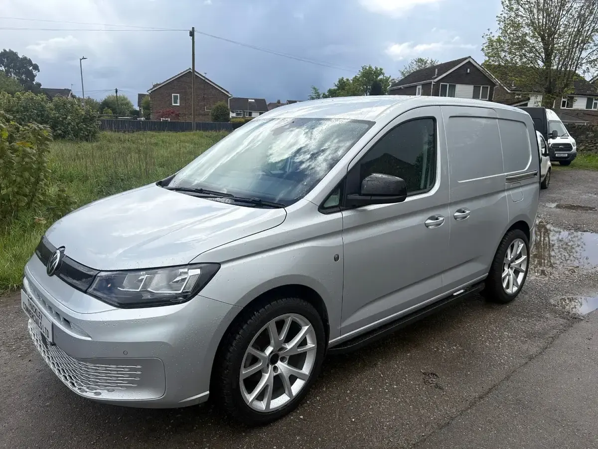 Used VW Caddy Pro 102 HP (75 kW) 2022 Silver MPV