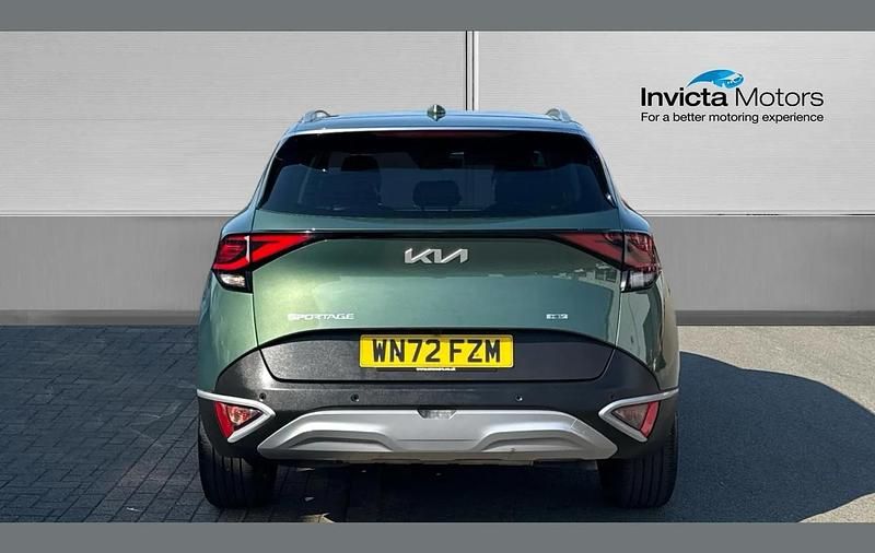 Used Kia Sportage 226 HP (166 kW) 2022 Green SUV