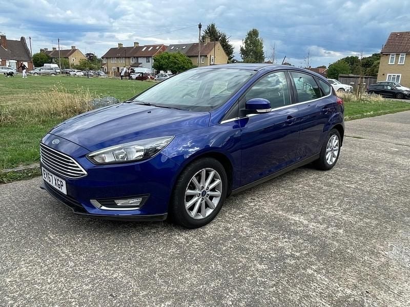 Used Ford Focus Titanium 2017 Blue Hatchback