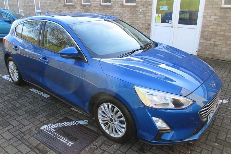 Used Ford Focus Titanium 125 HP (91 kW) 2019 Blue Hatchback