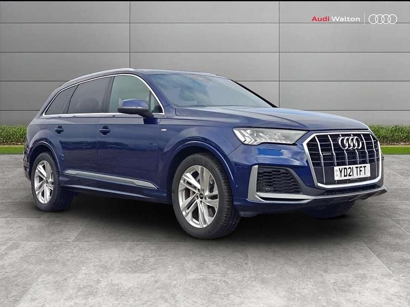 Navarra blue metallic Used 2021 Audi Q7 S-Line SUV | £38,490 (Fair price) - Image 1/4