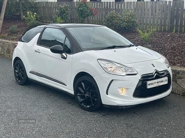 White Used 2015 DS Automobiles DS3 Hatchback | £4,550 (A bit pricey) - Image 1/4
