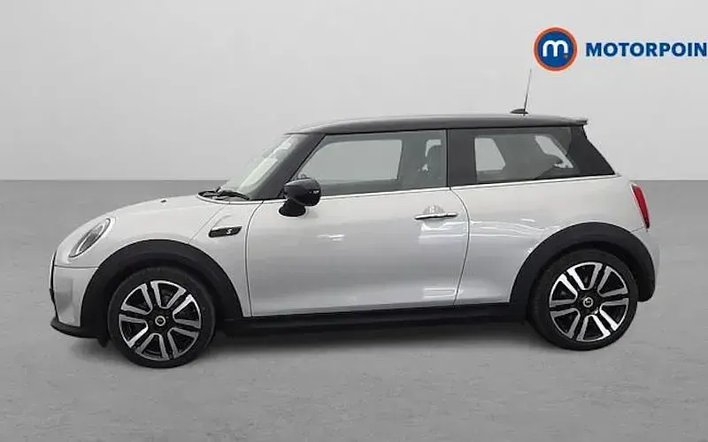 Used Mini Cooper Level 2 135 kW (184 HP) 2023 Hatchback