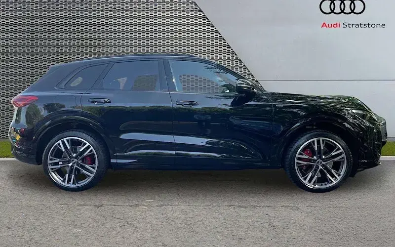 New Audi Q5 Sport 299 HP (219 kW) 2026 Black SUV