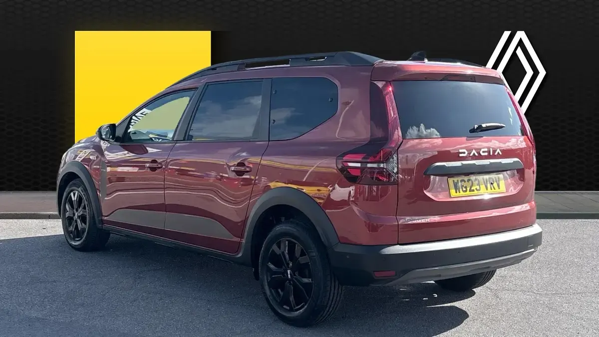 Used Dacia Jogger Extreme 110 HP (80 kW) 2023 Brown MPV