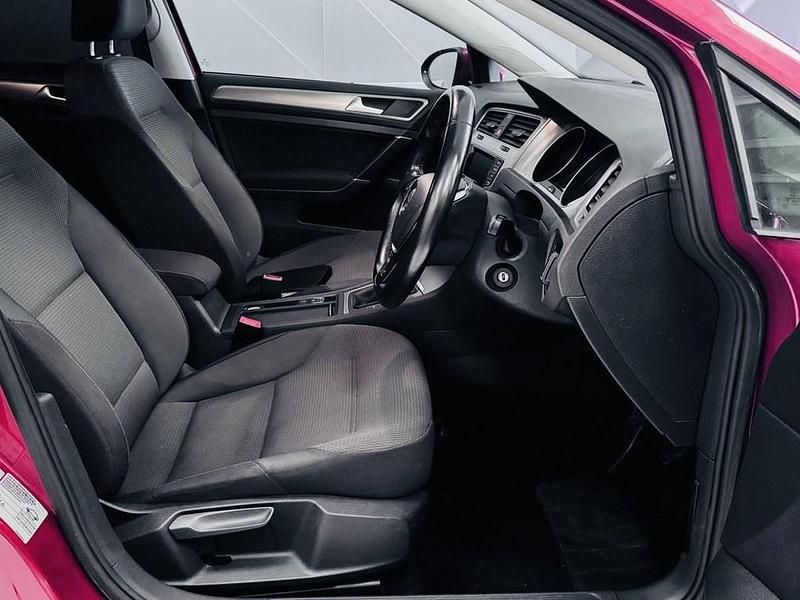 Used VW Golf VII Match 105 HP (77 kW) 2014 Red Hatchback