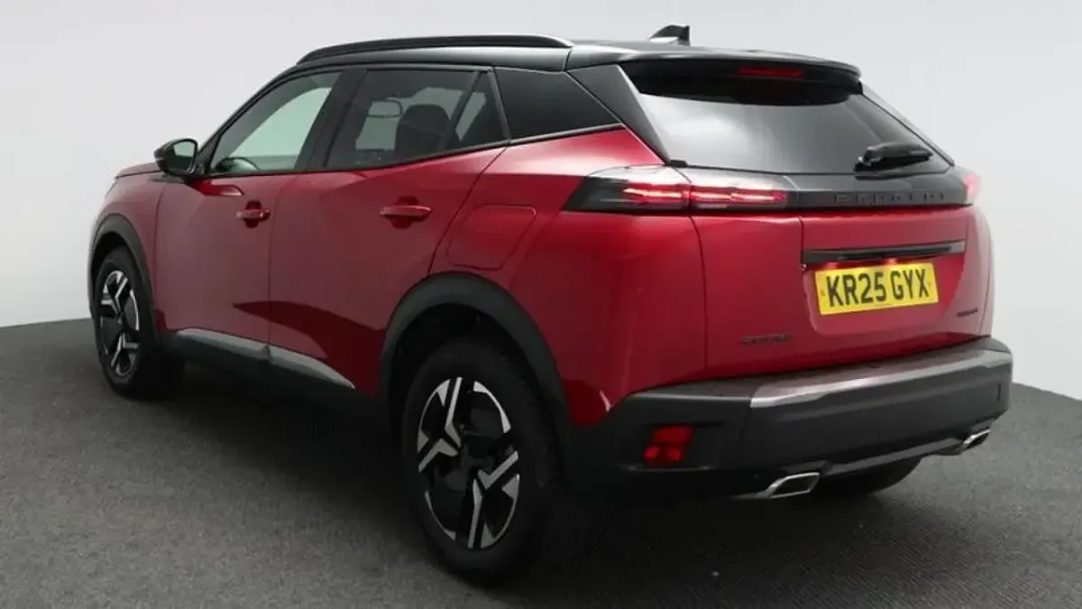 Used Peugeot 2008 GT 134 HP (98 kW) 2025 Red SUV