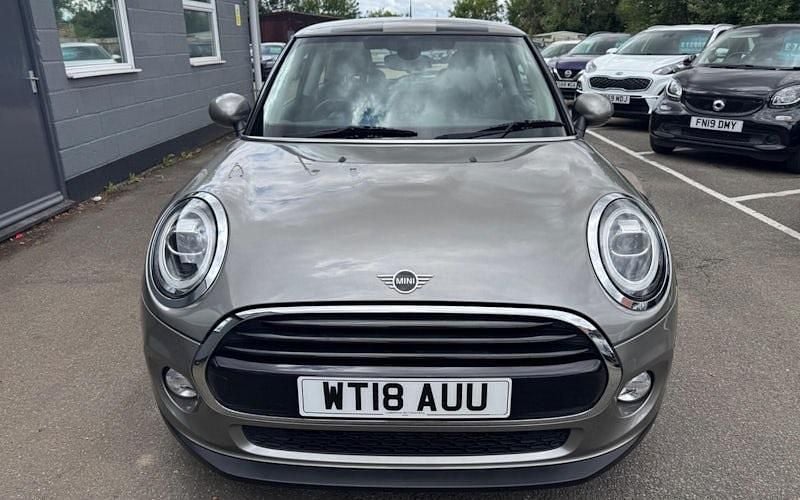 Used Mini Cooper Hatch 136 HP (100 kW) 2018 Silver Hatchback