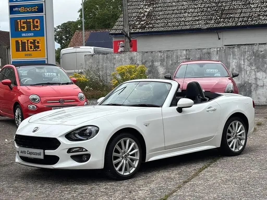Used Fiat 124 Spider Lusso Plus 140 HP (102 kW) 2016 White Cabriolet