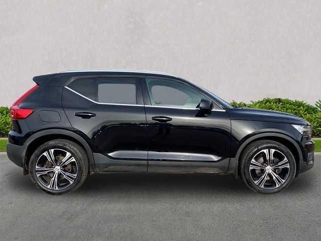 Used Volvo XC40 Inscription 197 HP (144 kW) 2020 Black SUV