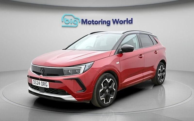 Used Vauxhall Grandland X Ultimate 131 HP (96 kW) 2024 Red SUV