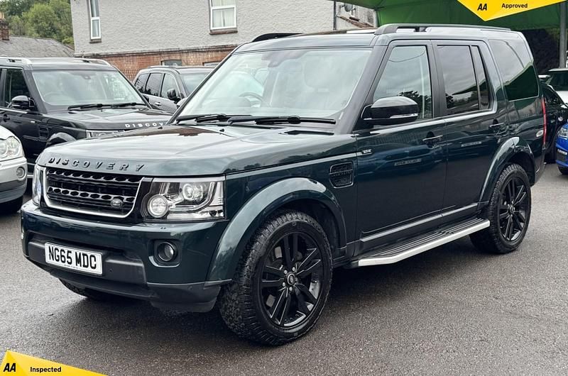 Green Used 2016 Land Rover Discovery 4 HSE SUV | £15,995 (Fair price) - Image 1/3