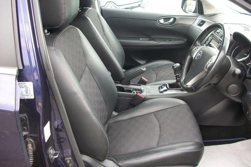 Image 2/4