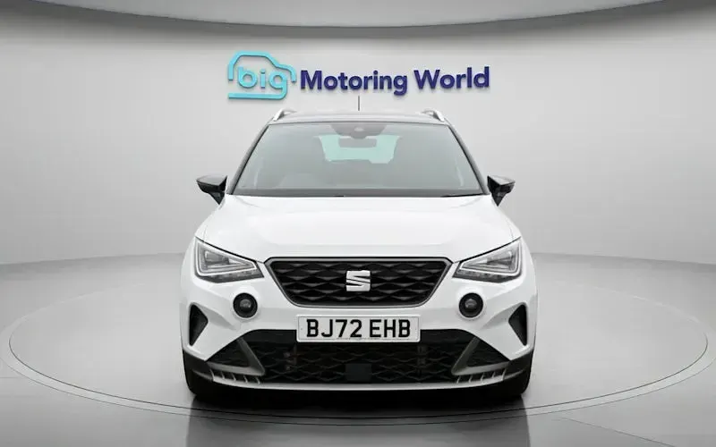 Used Seat Arona FR 110 HP (80 kW) 2022 White SUV