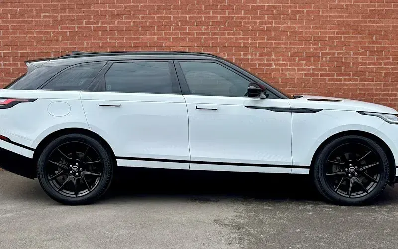 Used Land Rover Range Rover Velar HSE Dynamic 204 HP (150 kW) 2022 White SUV
