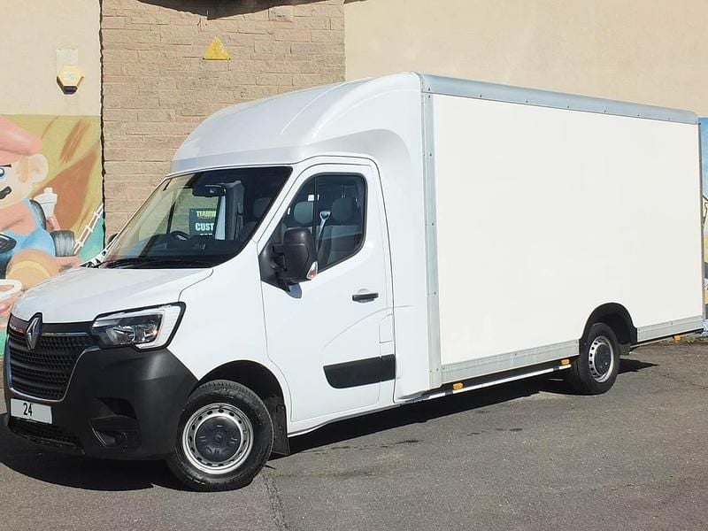 Używany Renault Master 145 KM (106 kW) 2024 Biały Minivan