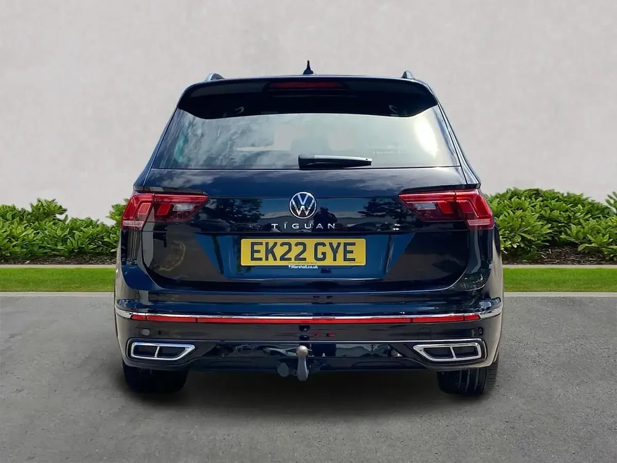 Used VW Tiguan R-line 150 HP (110 kW) 2022 Black SUV