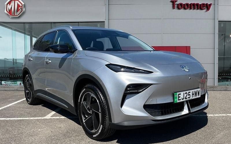 New 2025 MG S5 Trophy SUV | £34,040 - Image 1/4