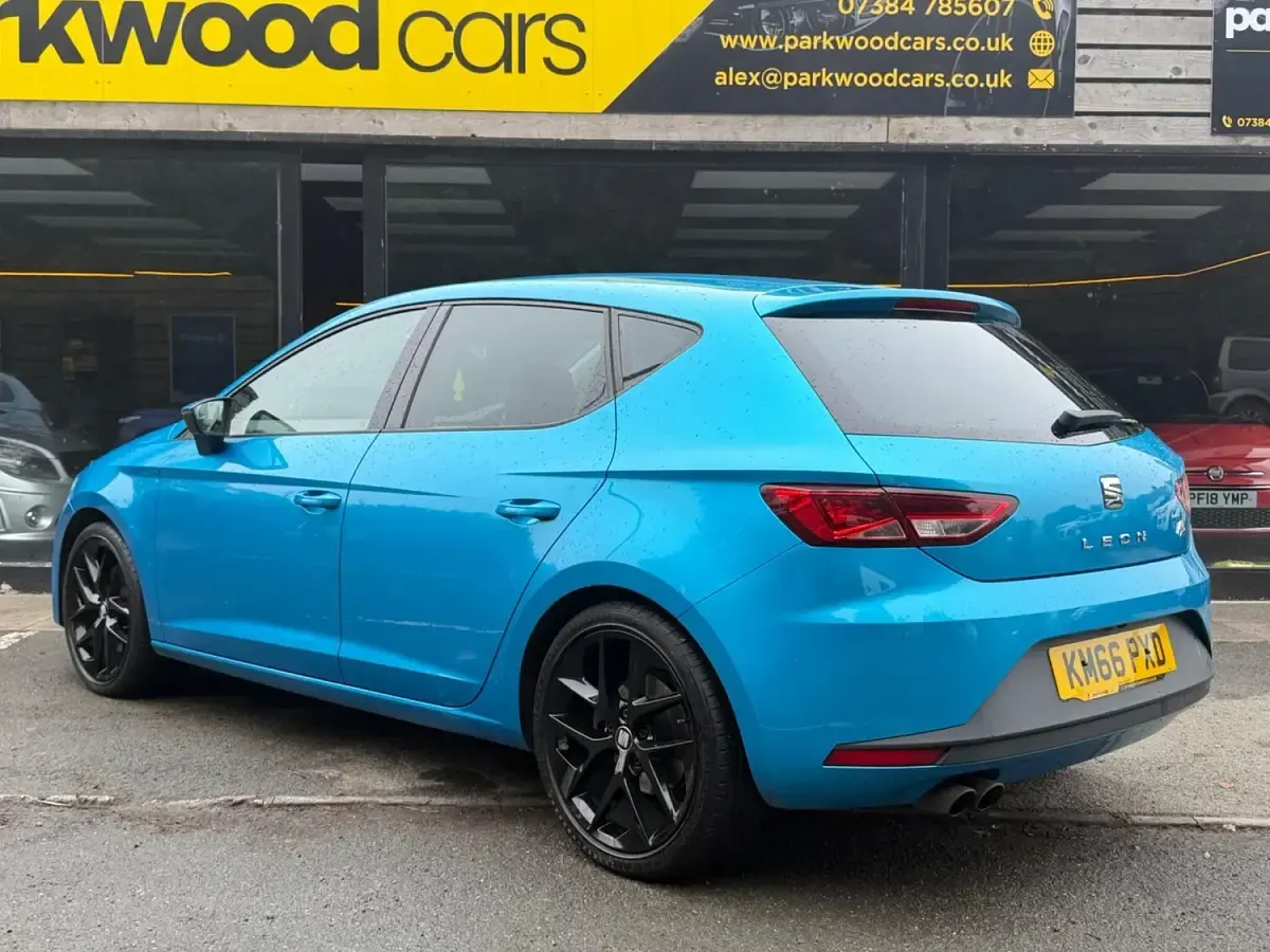 Used Seat Leon FR 180 HP (132 kW) 2016 Blue Hatchback