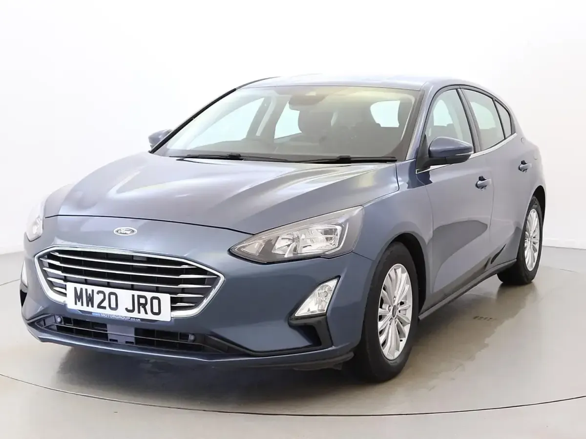Usado Ford Focus Titanium 125 CV (91 kW) 2020 Azul Utilitario