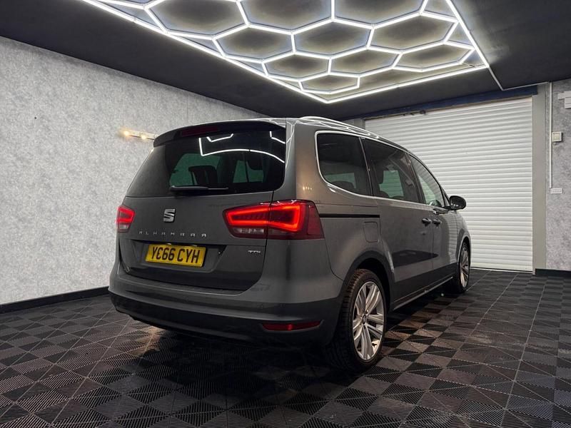 Begagnad Seat Alhambra SE 177 HK (130 kW) 2016 Grå Minibuss