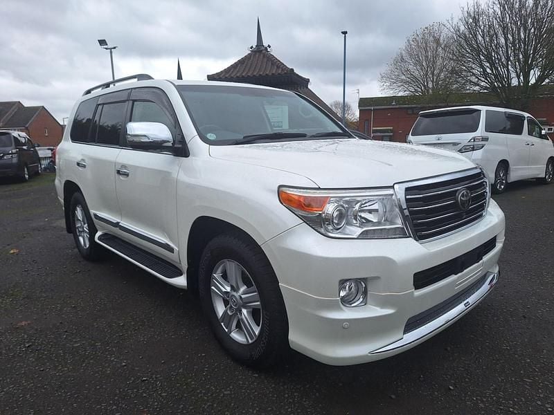 Used Toyota Land Cruiser 2015 Pearl white SUV