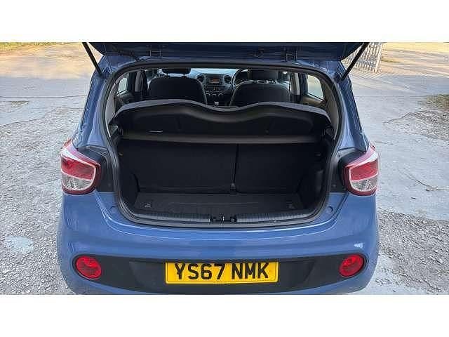 Usado Hyundai i10 SE 87 HP (63 kW) 2017 Azul Citadino