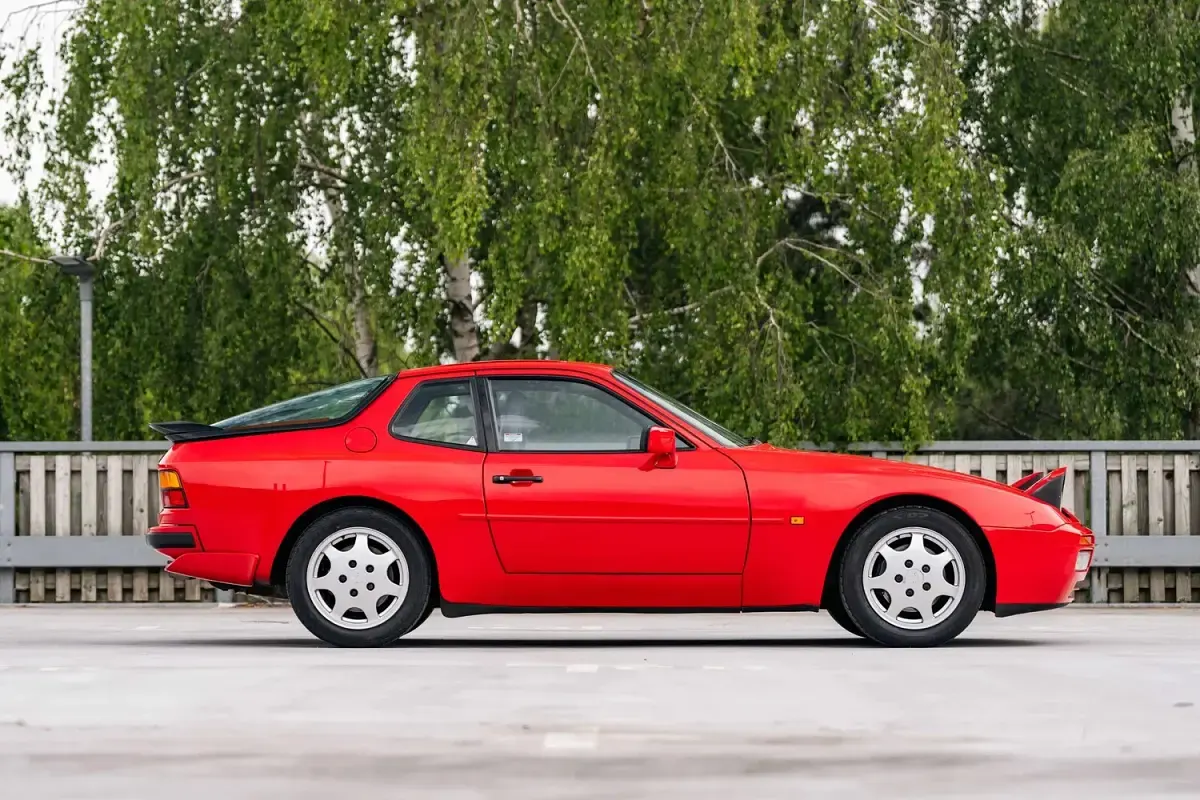 Used Porsche 944 S2 1992 Red Coupe