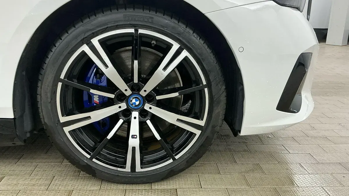 Used BMW i5 M Sport 246 kW (335 HP) 2024 White