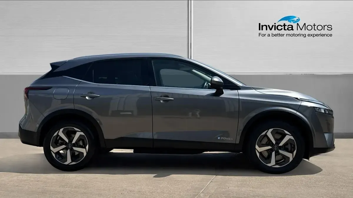 Used Nissan Qashqai N-Connecta 190 HP (139 kW) 2024 Grey SUV