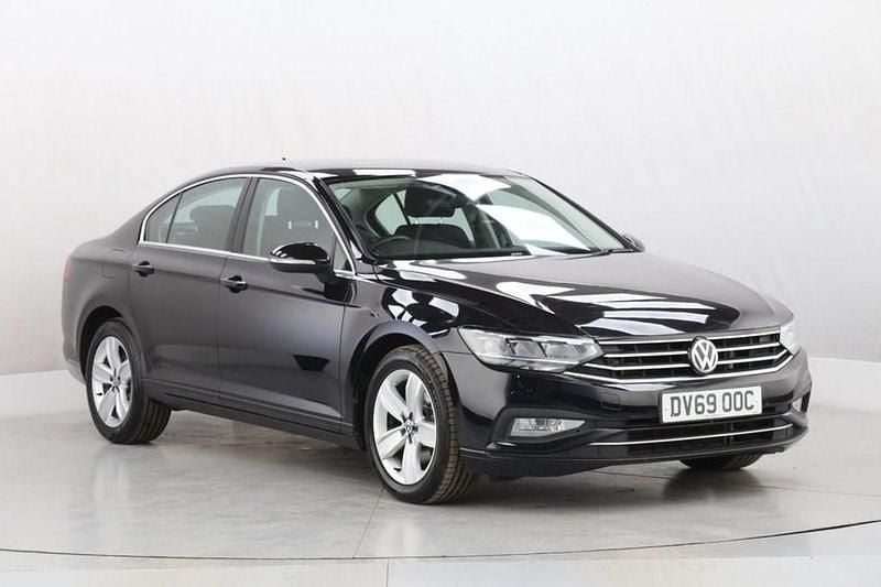 Used VW Passat SE 150 HP (110 kW) 2019 Black Sedan