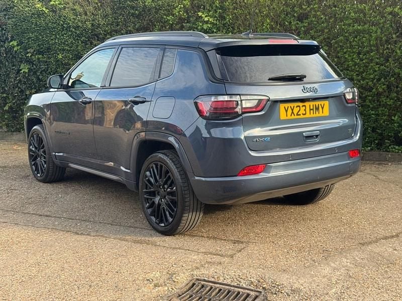 Used Jeep Compass 2023 Blue/black SUV