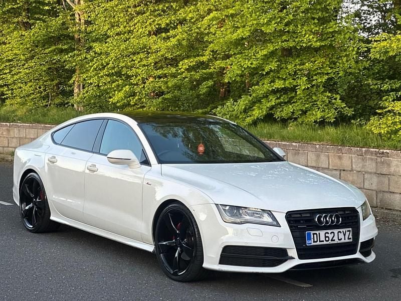 Used Audi A7 2013 White Hatchback