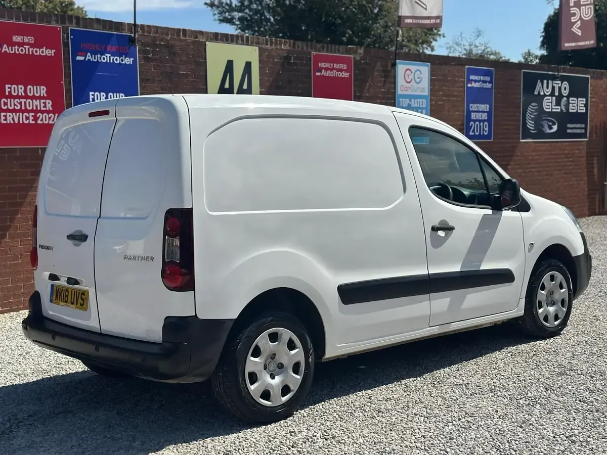 Used Peugeot Partner 2018 White