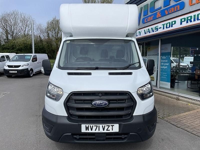 Usado Ford Transit S 130 HP (95 kW) 2021 Branco Cabrios